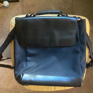 Lo & Sons Prospect backpack